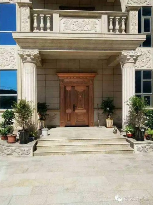 选择大门颜色风水要注意什么