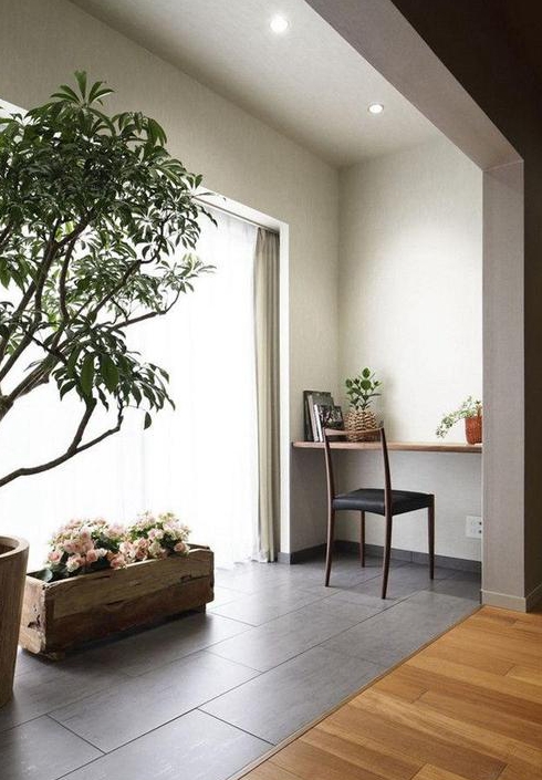 装修刷乳胶漆好还是贴壁纸呢谁比较清楚的